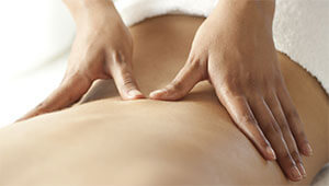 back massage chiropractic therapy