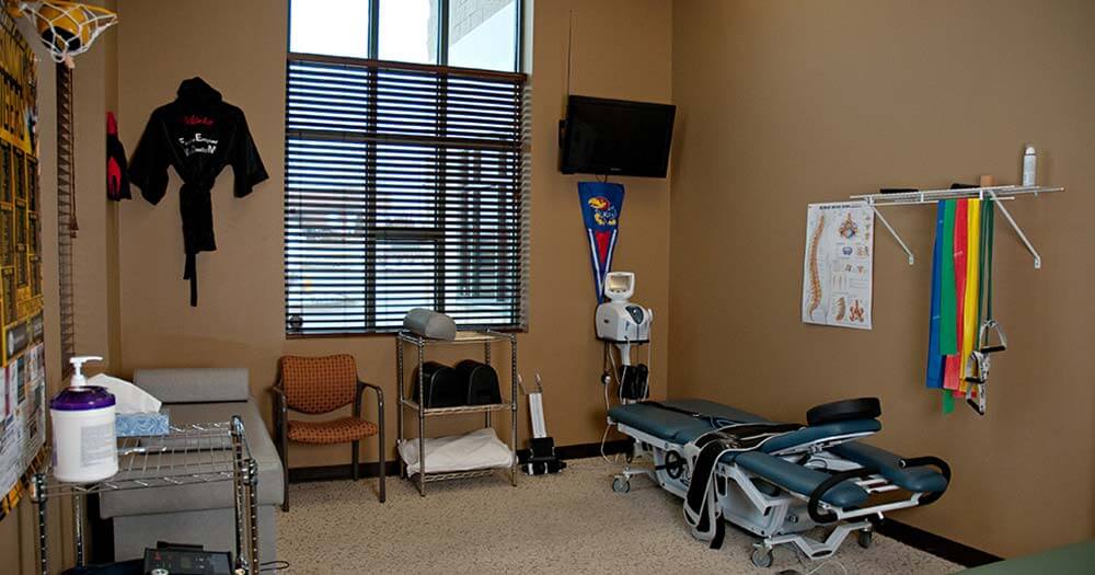 Chiropractors Lee�s Summit Urgent Care Chiropractic