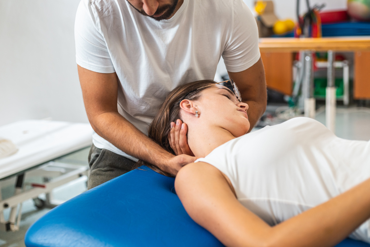 Chiropractic Neck Adjustment: Safety & Benefits - Raintreechiro.com Chiropractic Neck Adjustment